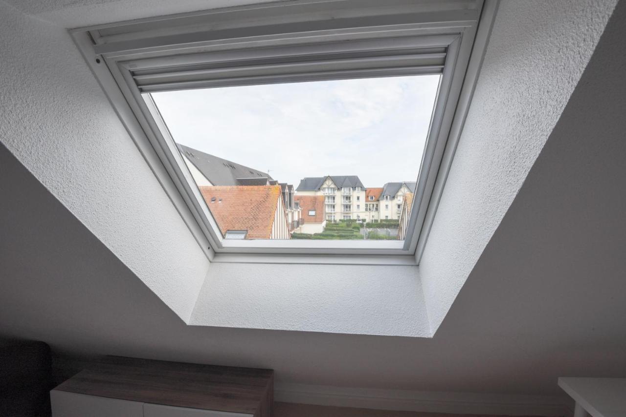 Le Voilier Apartman Courseulles-sur-Mer Kültér fotó